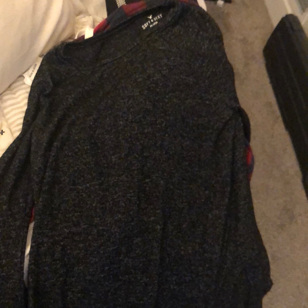 American eagle soft black long sleeve